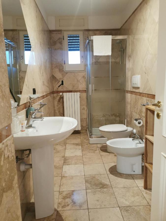 Dimora Dei Salentini Bed & Breakfast Lecce Room photo